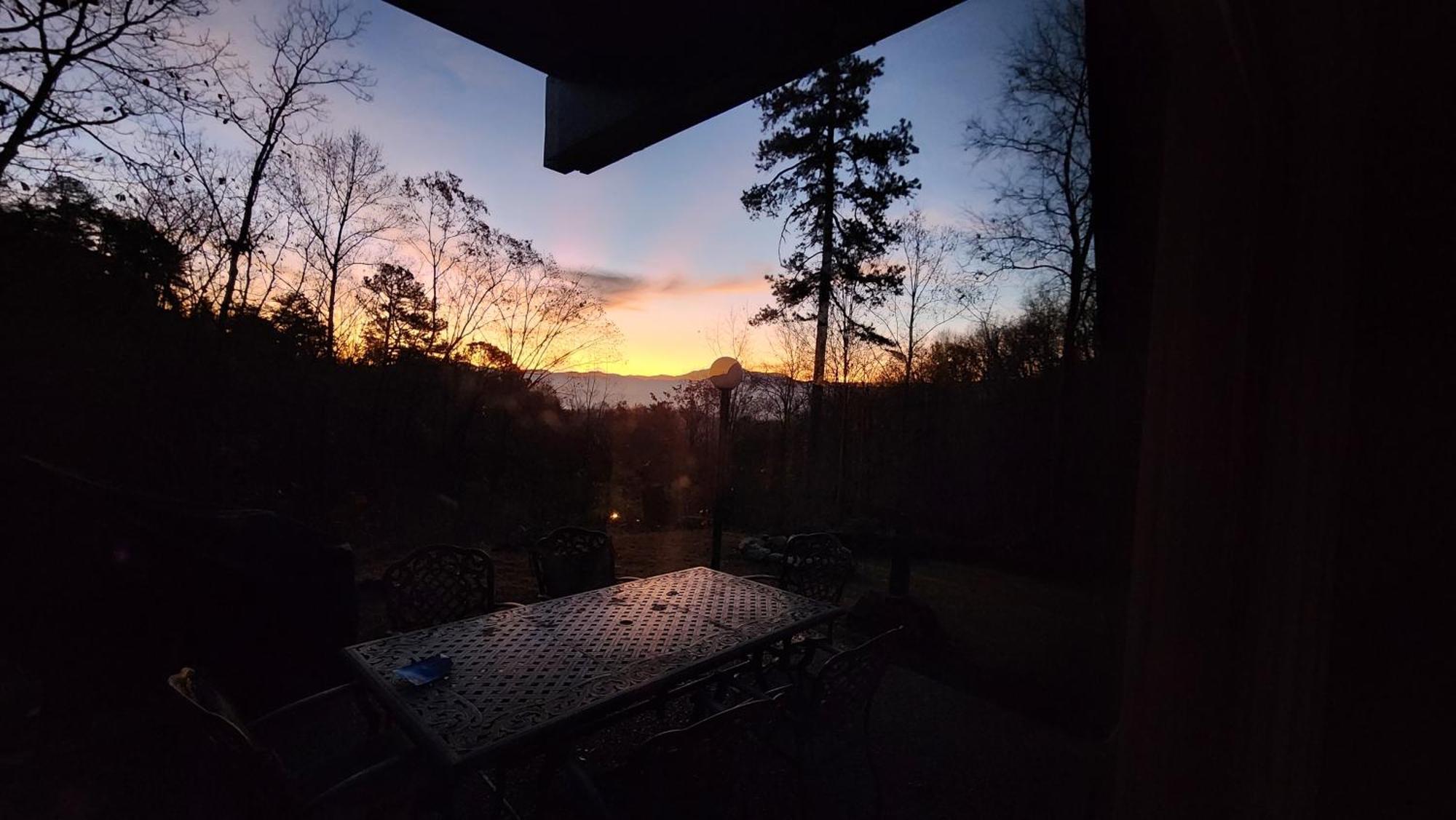 Lazy Bear Cabin 세비어빌 외부 사진